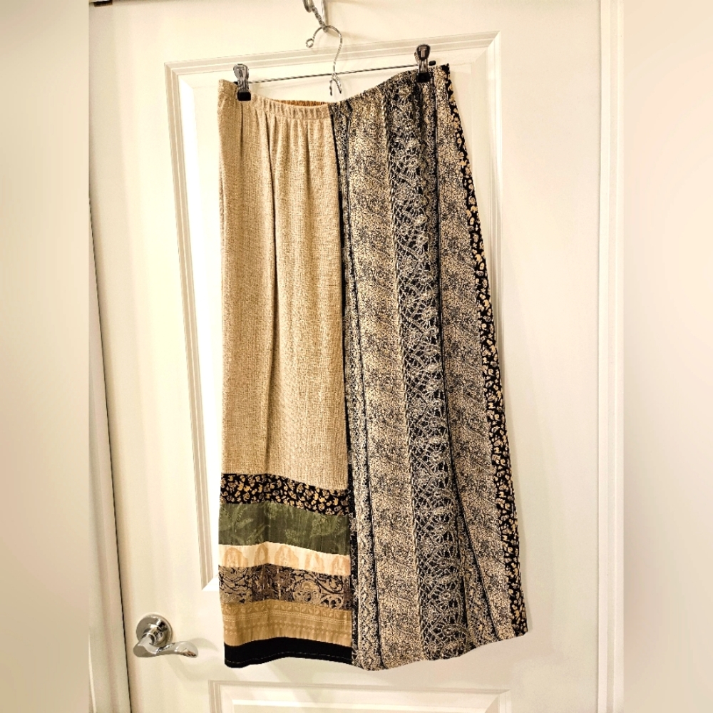 Mint condition but vintage, Donna Jessica skirt. Size 3